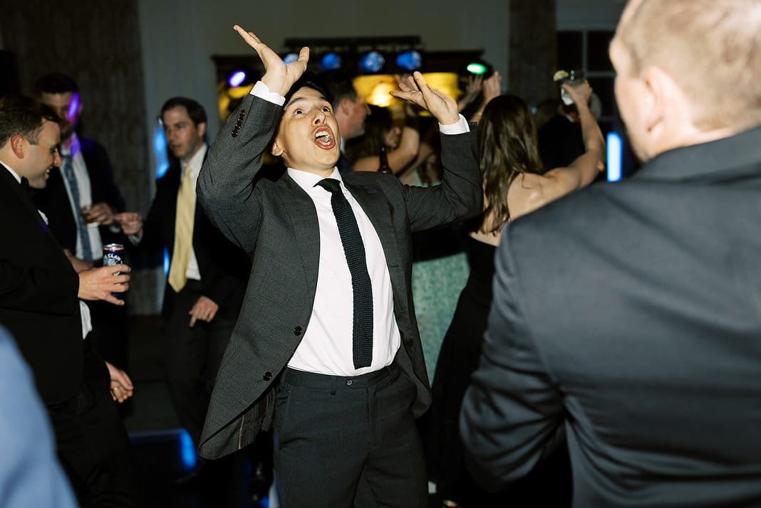 bunn charlotte dj guy dancing