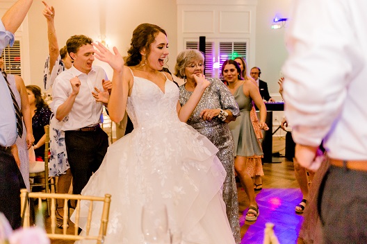 Raleigh bride dancing